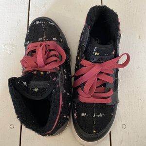 Gravis size 8 Womens High Tops